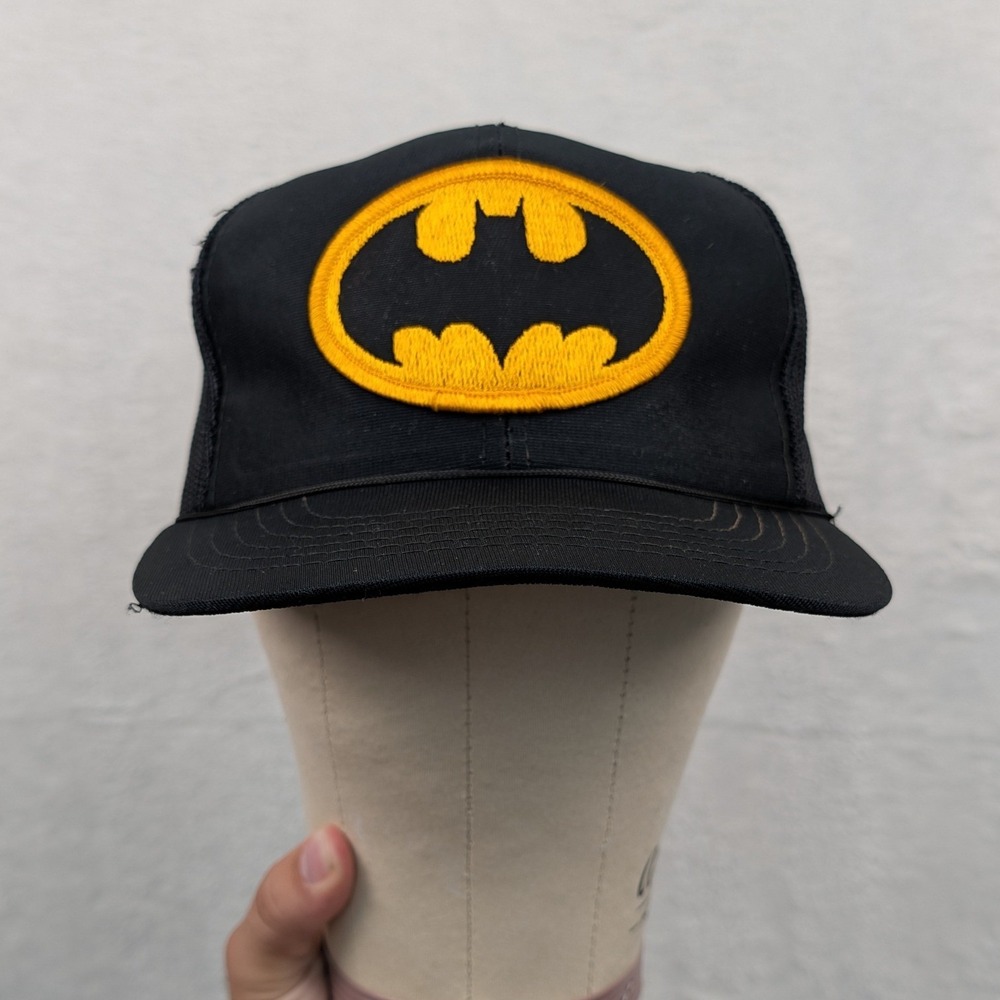 VTG Batman Hat Men's OSFA Black DC Comics Mesh Snapback Trucker Streetwear 80s